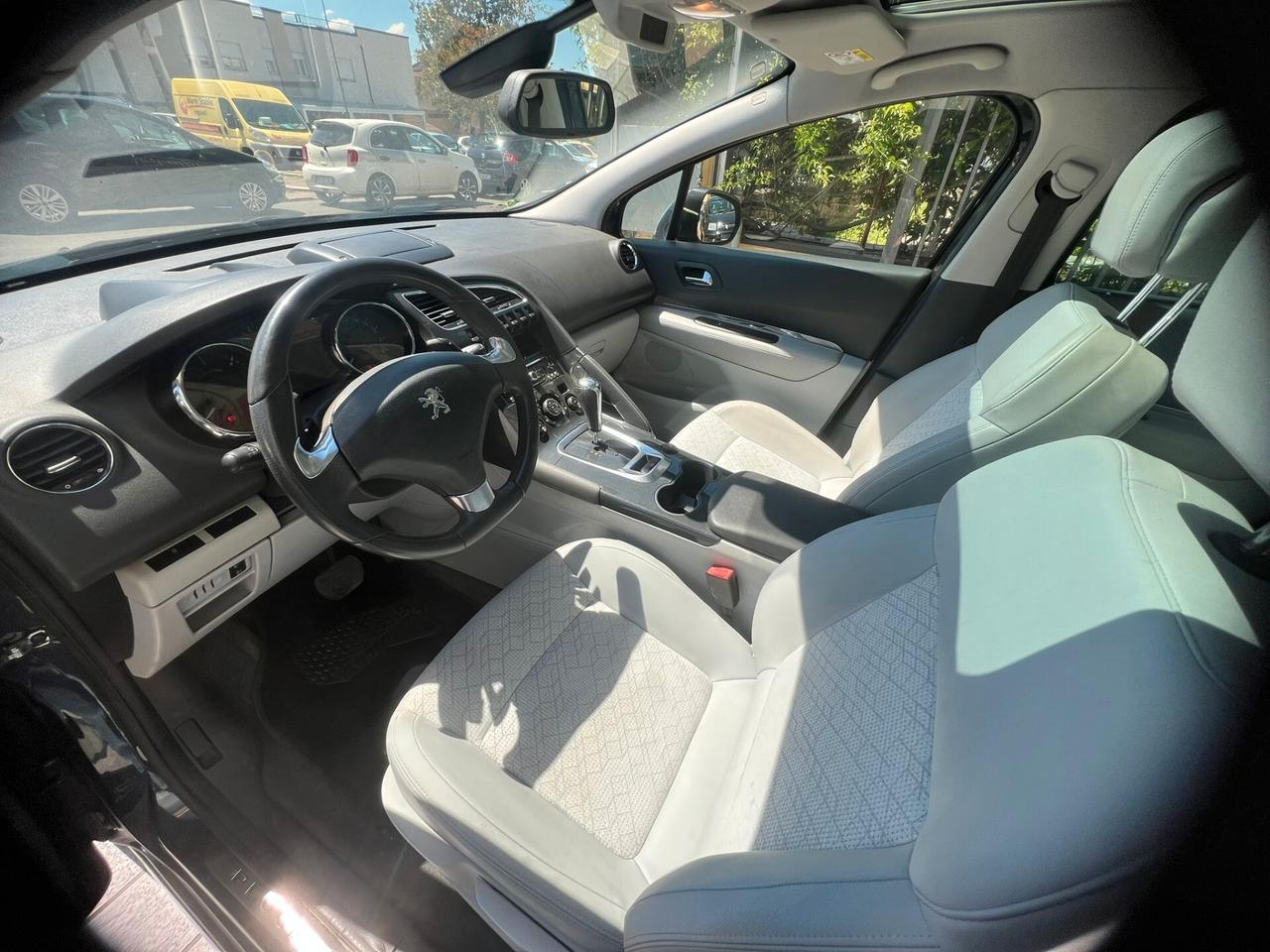 Peugeot 3008 2.0 HDi 150CV Business