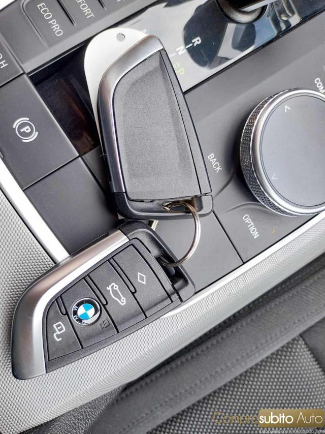 BMW 318 d Touring Luxury