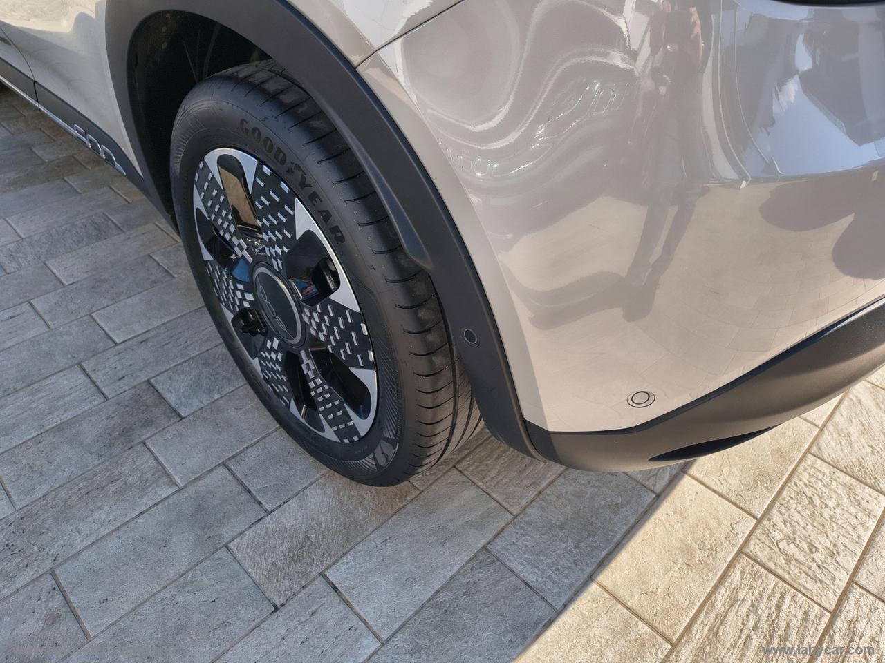 FIAT 600 Hybrid MHEV La Prima