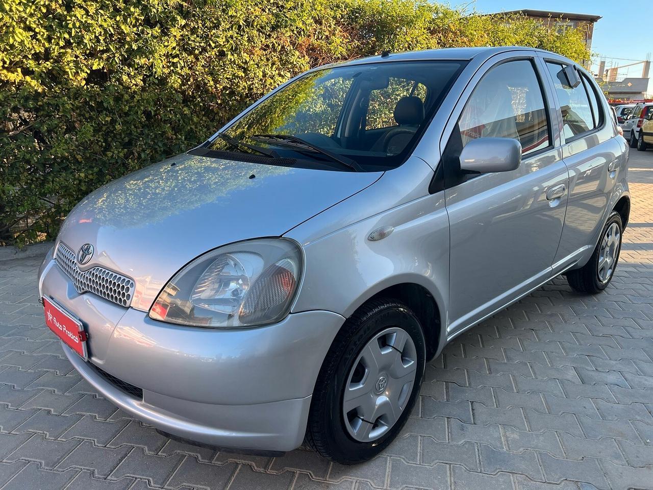 Toyota Yaris 1.0i 16V cat 5 porte