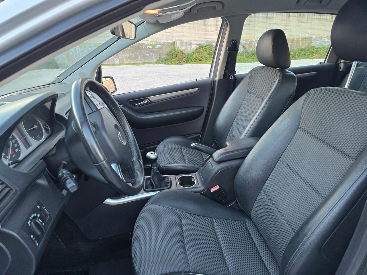Mercedes Classe B 2.0 diesel 140cv full opt restyling 2011