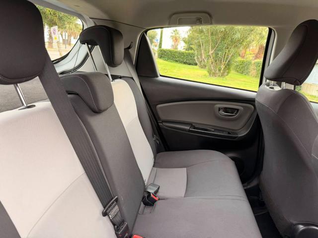 TOYOTA Yaris 1.5 Hybrid 5 porte Business