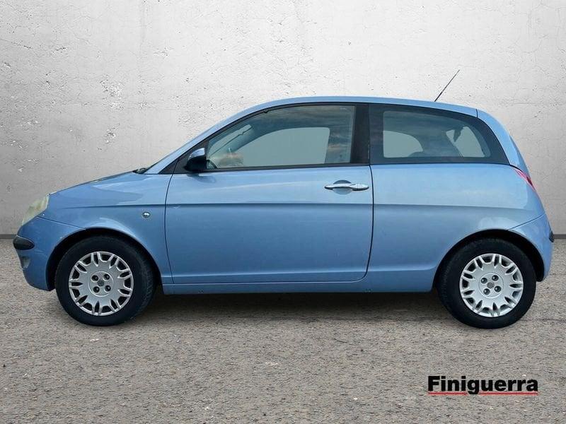 Lancia Ypsilon 1.2 16v Argento