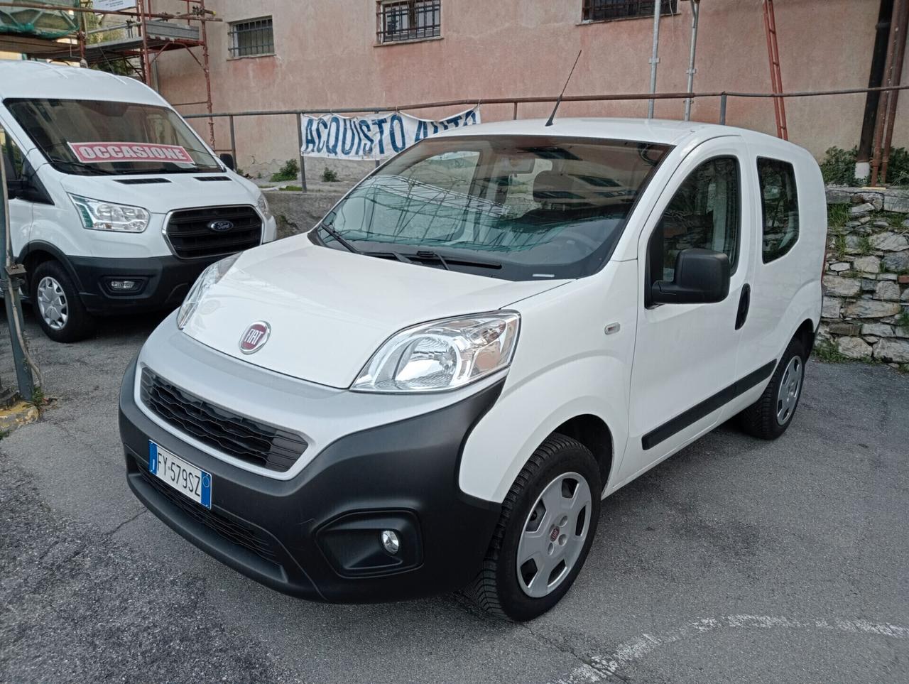 Fiat Fiorino 1.4 8V 77CV Benz. N 1 autocarro 5 posti