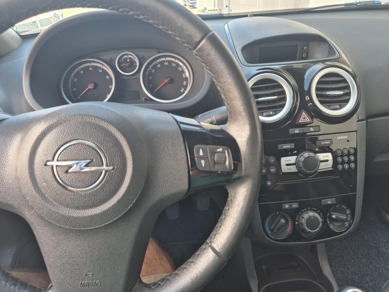 Opel Corsa 1.2 5 porte Easytronic Enjoy