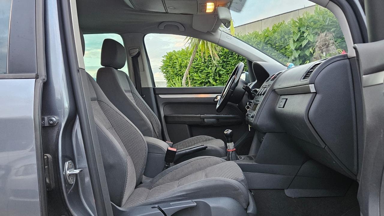 Volkswagen Touran 2.0 TDI 136CV Highline