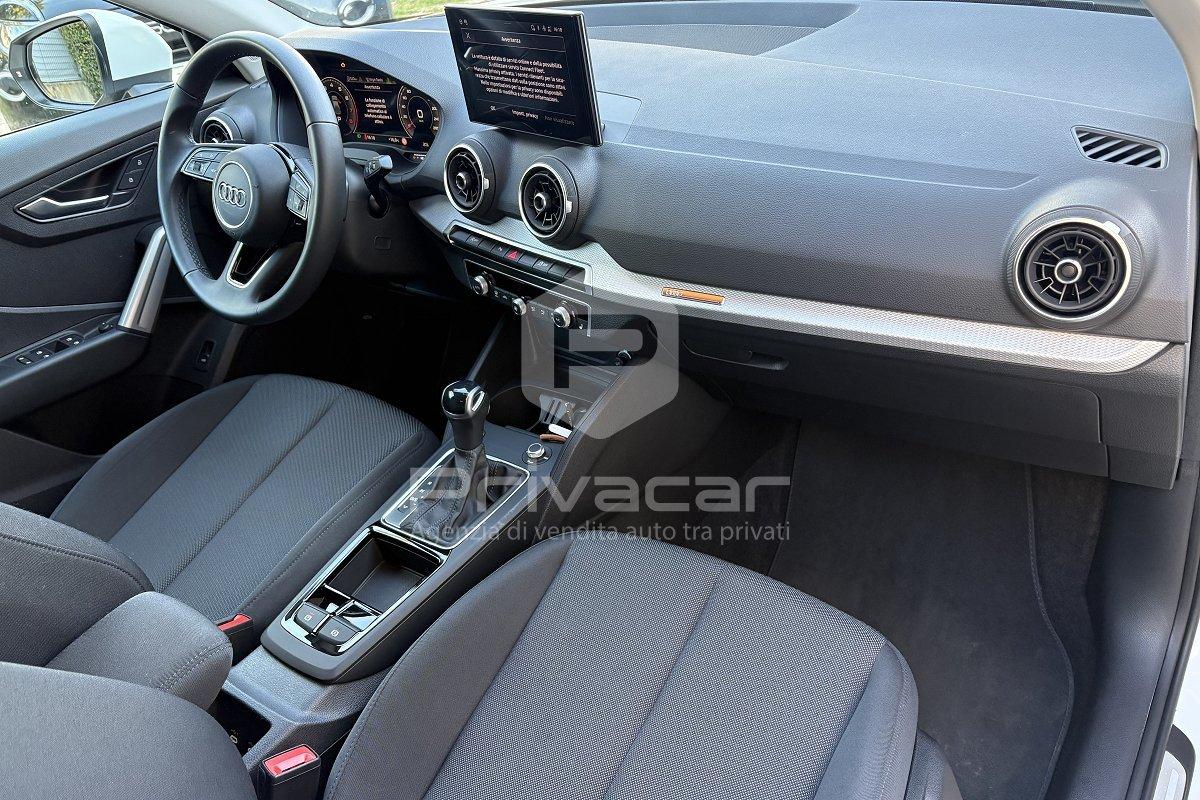 AUDI Q2 35 TFSI Business