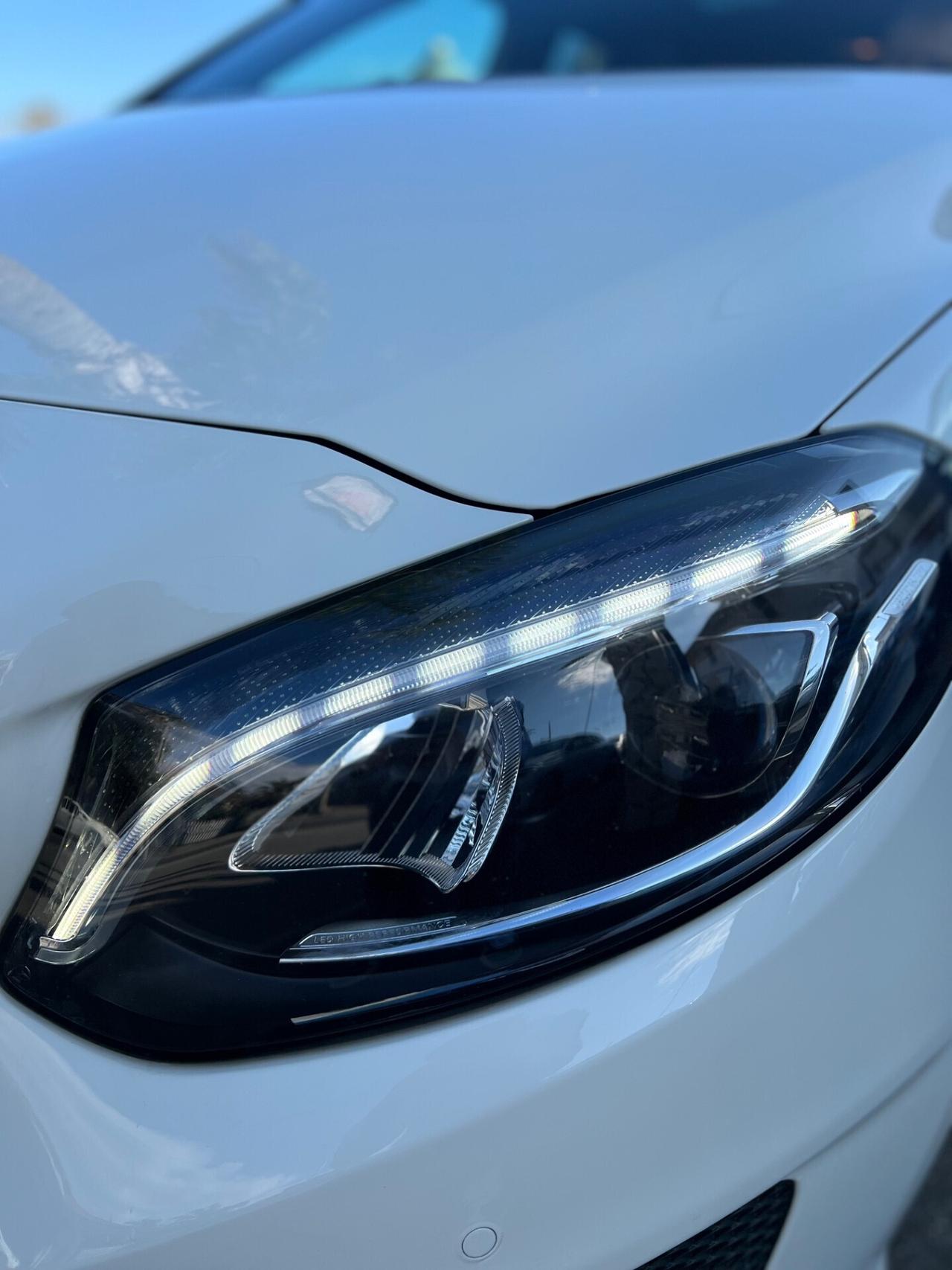 Mercedes-benz B 180 B 180 d Automatic Premium