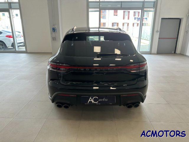 PORSCHE Macan 2.0 T