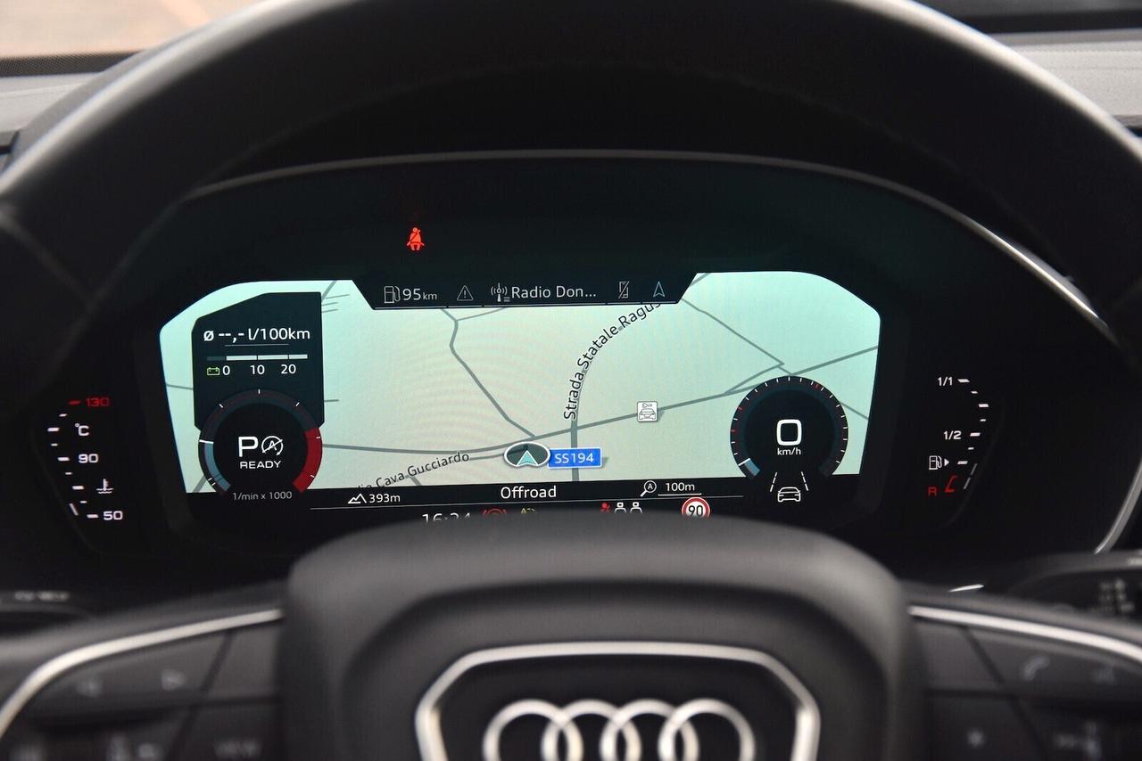 Audi Q3 35 TDI S tronic Business