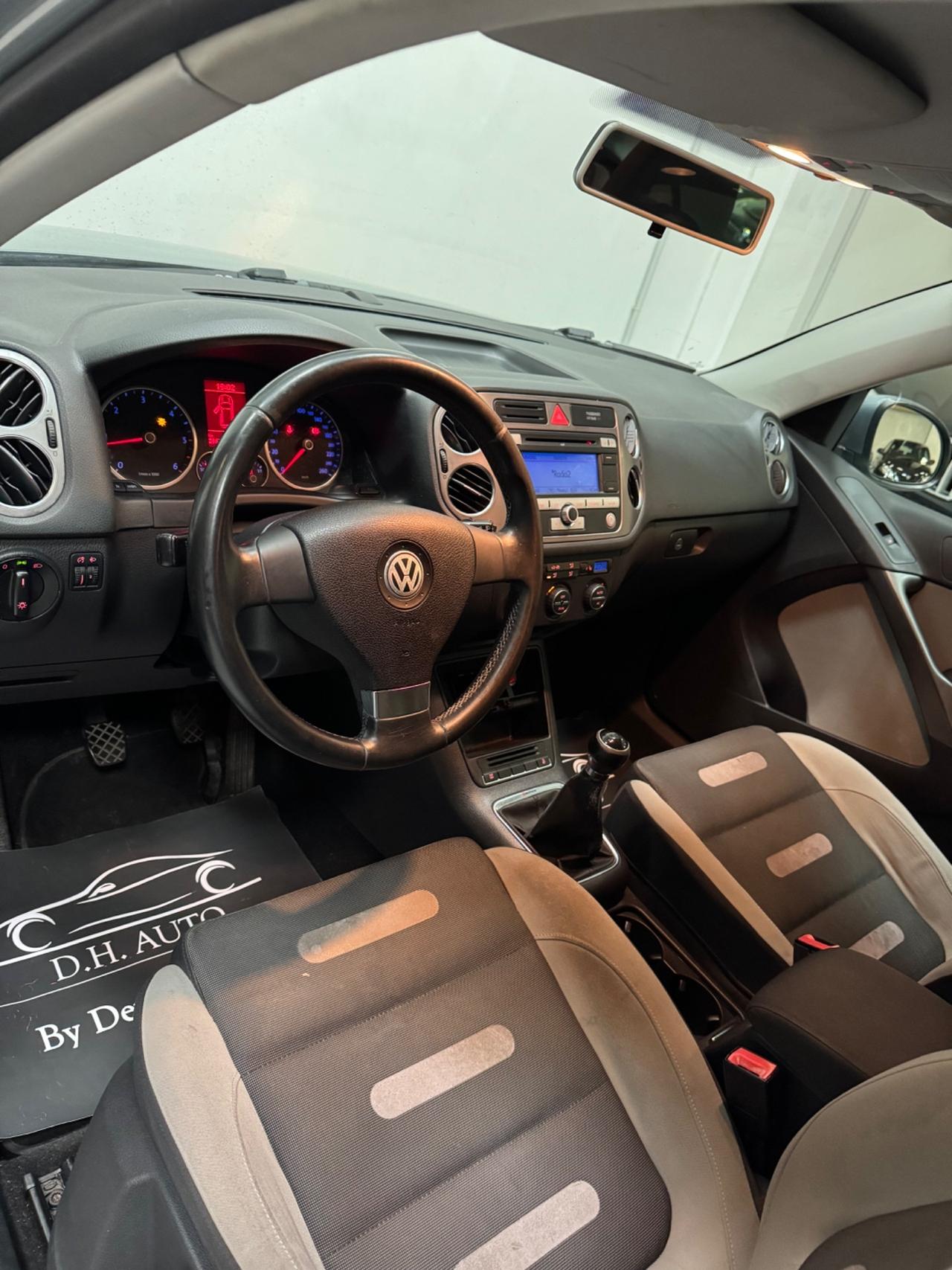 Volkswagen Tiguan 2.0 TDI 170 CV DPF Sport & Style (18°)