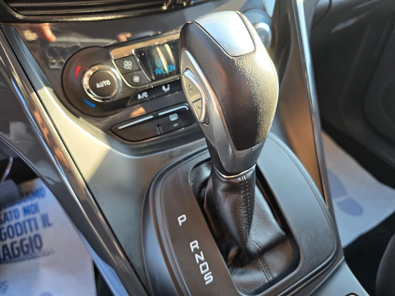 Ford Kuga 2.0 TDCI 180 CV S&S 4WD Powershift Tit.