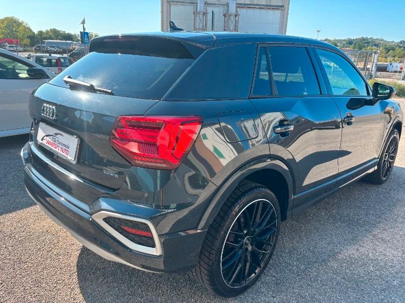 AUDI Q2 Q2 35 TDI quattro S tronic Admired Adva...