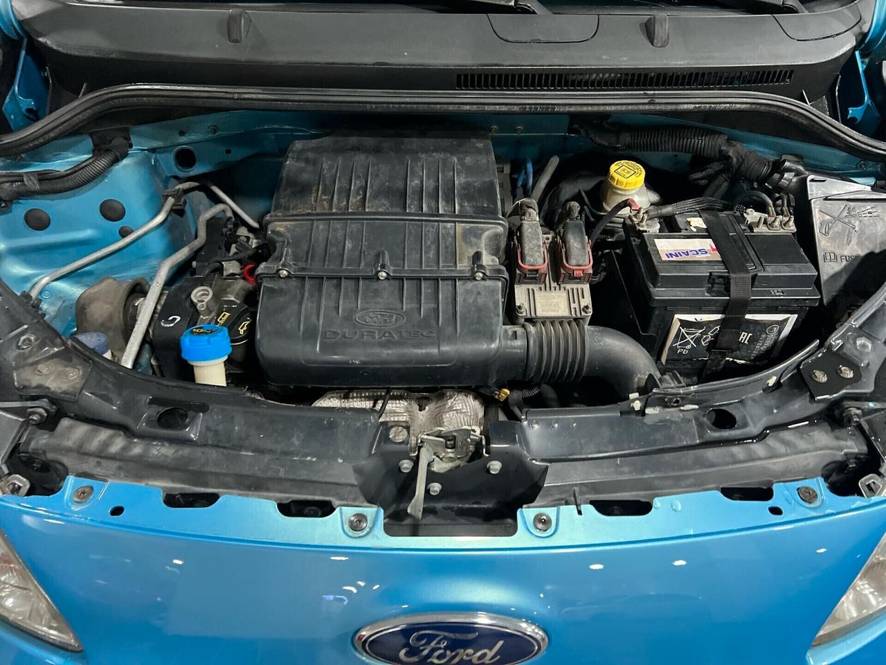 NUOVA FORD KA TITANIUM 1.2 BENZ 70CV