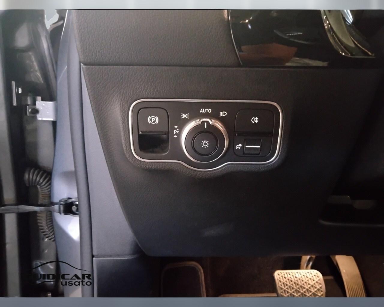 Mercedes-Benz Classe B - W247 2018 - B 200 d Sport Plus auto