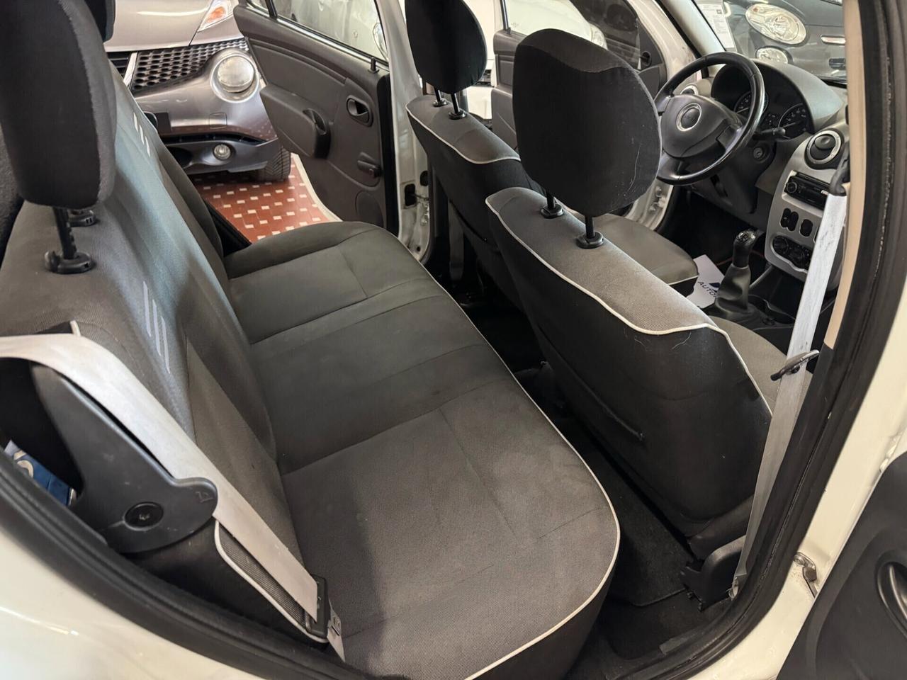 Dacia Sandero 1.5 dCi 75CV Embleme - NEOPATENTATI