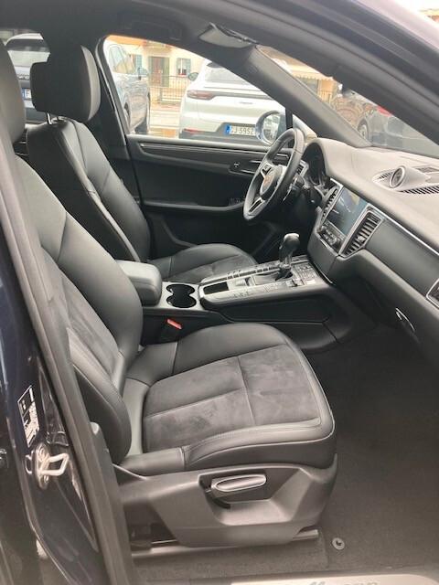 Porsche Macan 2.0 i 252 CV PDK nazionale full optional perfetta