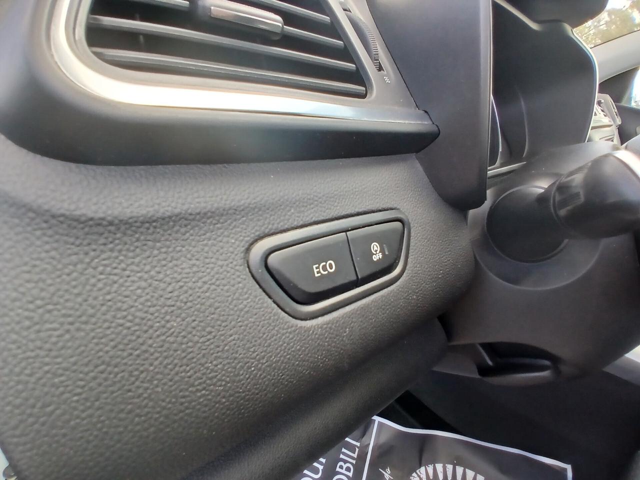 Renault dCi 8V 110CV EDC Energy Bose