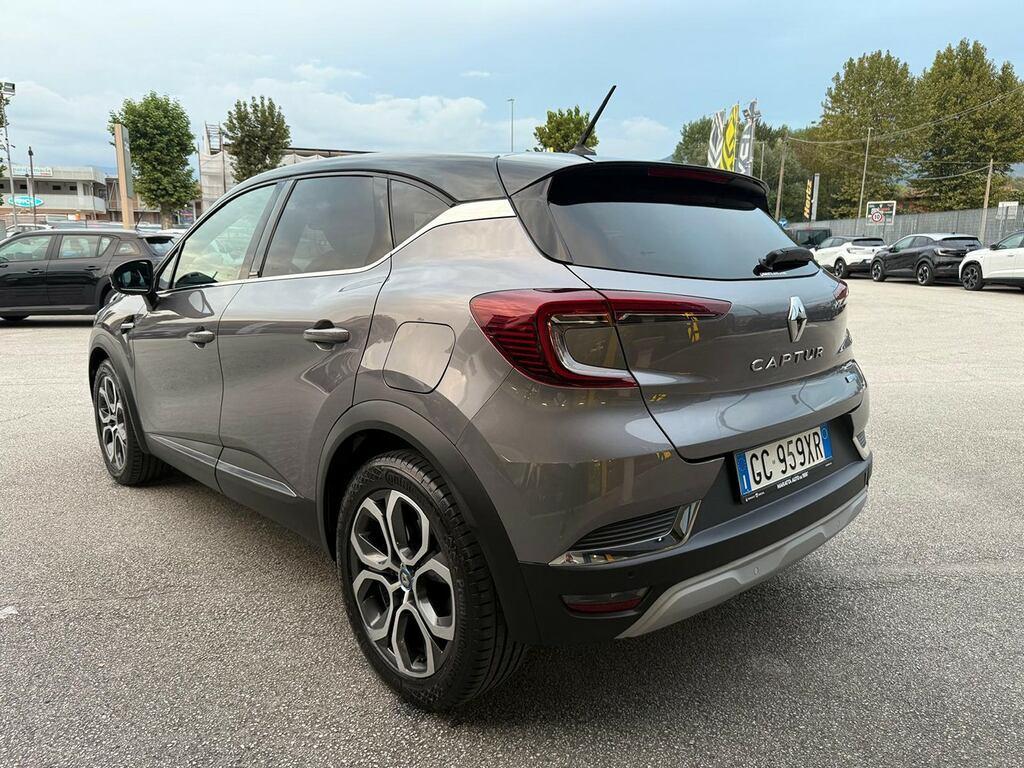 Renault Captur 1.6 plug-in hybrid Intens E-Tech 160cv auto my21