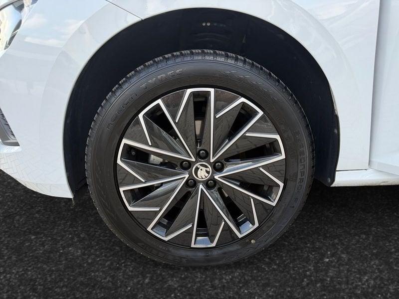 Škoda Kamiq BLACK DOTS 1500 150 CV DSG