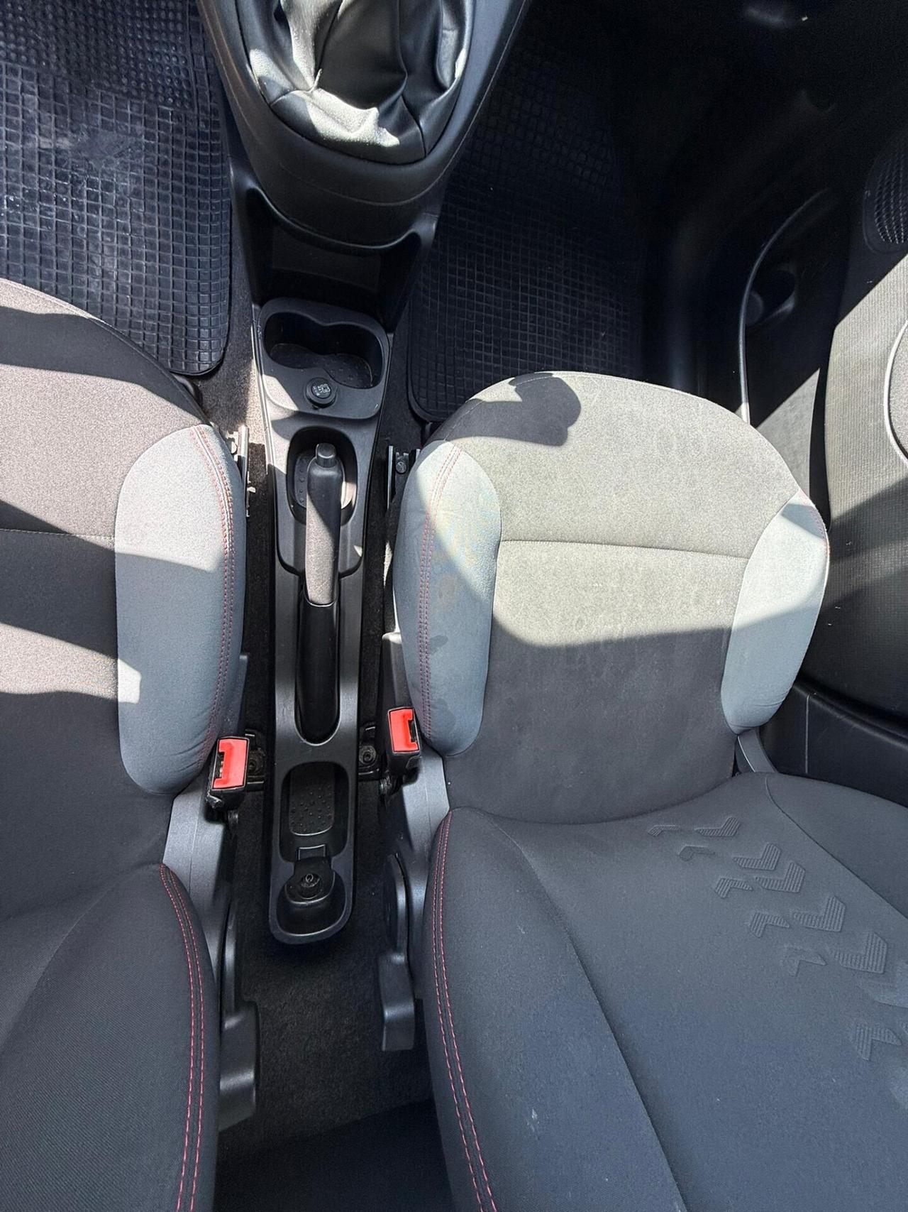 Fiat Panda 1.2 Connected by Wind