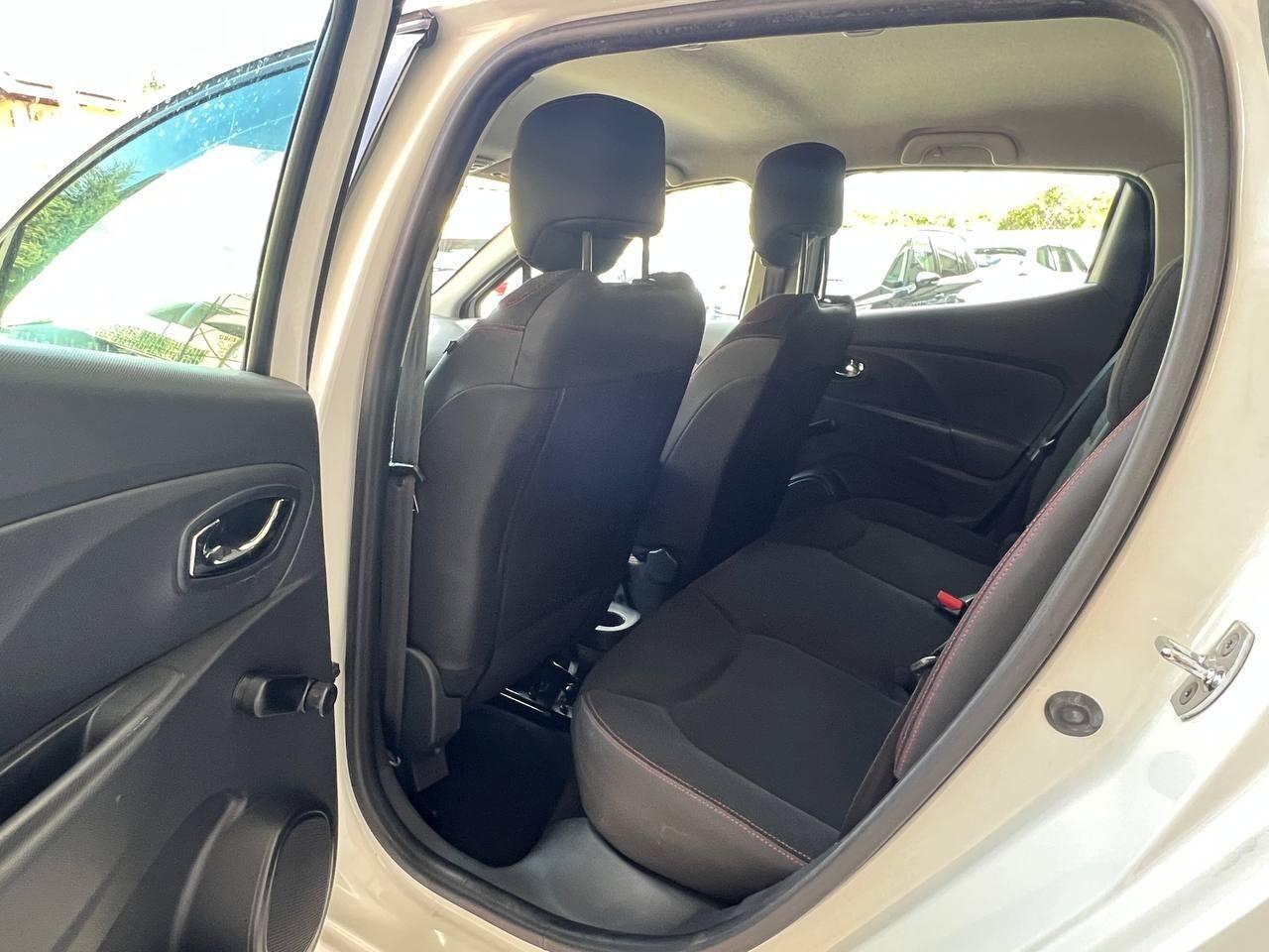 Clio IV 5p 1.5 dci Live 75cv