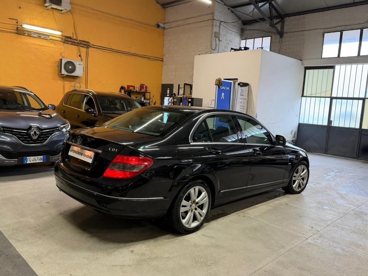 Mercedes-benz C 220 CDI BlueEFFICIENCY Avantgarde AMG