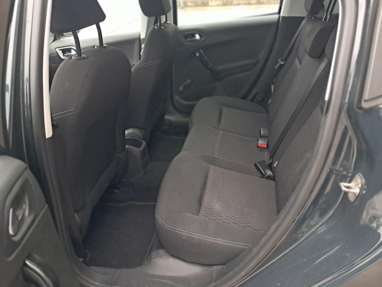 Peugeot 208 PureTech 82 5 porte Active