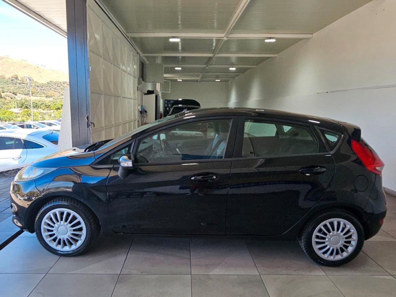 Ford Fiesta 5 Porte Fiesta 5p 1.2 B/GPL 16v Titanium 82cv