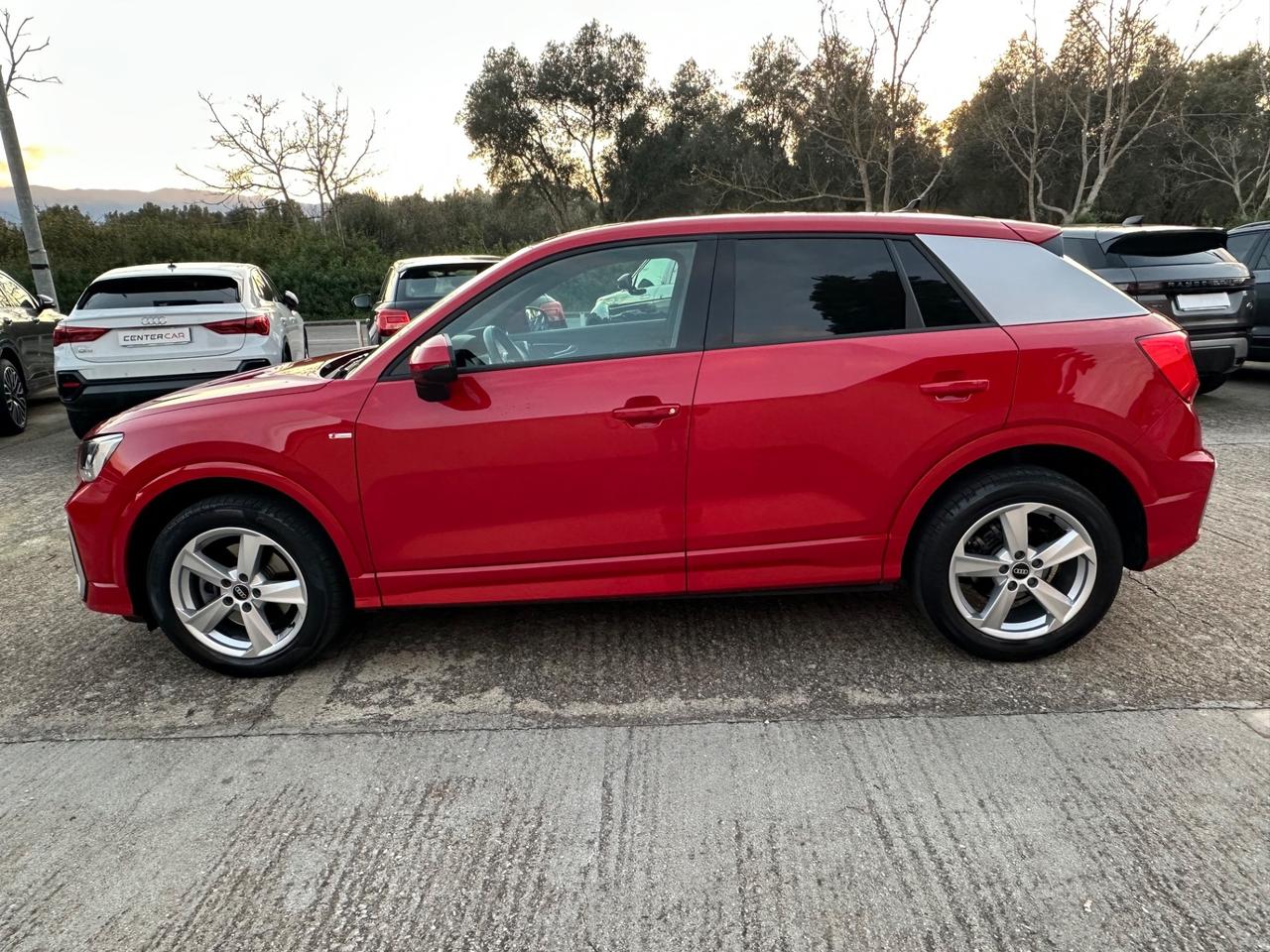 Audi Q2 35 TDI S tronic line Edition