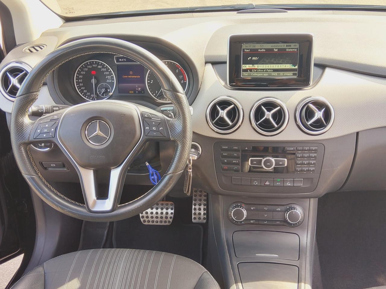 Mercedes-benz B 200 CDI Automatic Premium