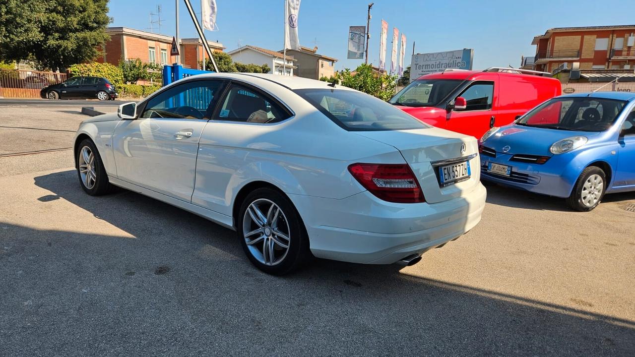 Mercedes-benz C 220 C 220 CDI BlueEFFICIENCY Coupé Avantgarde