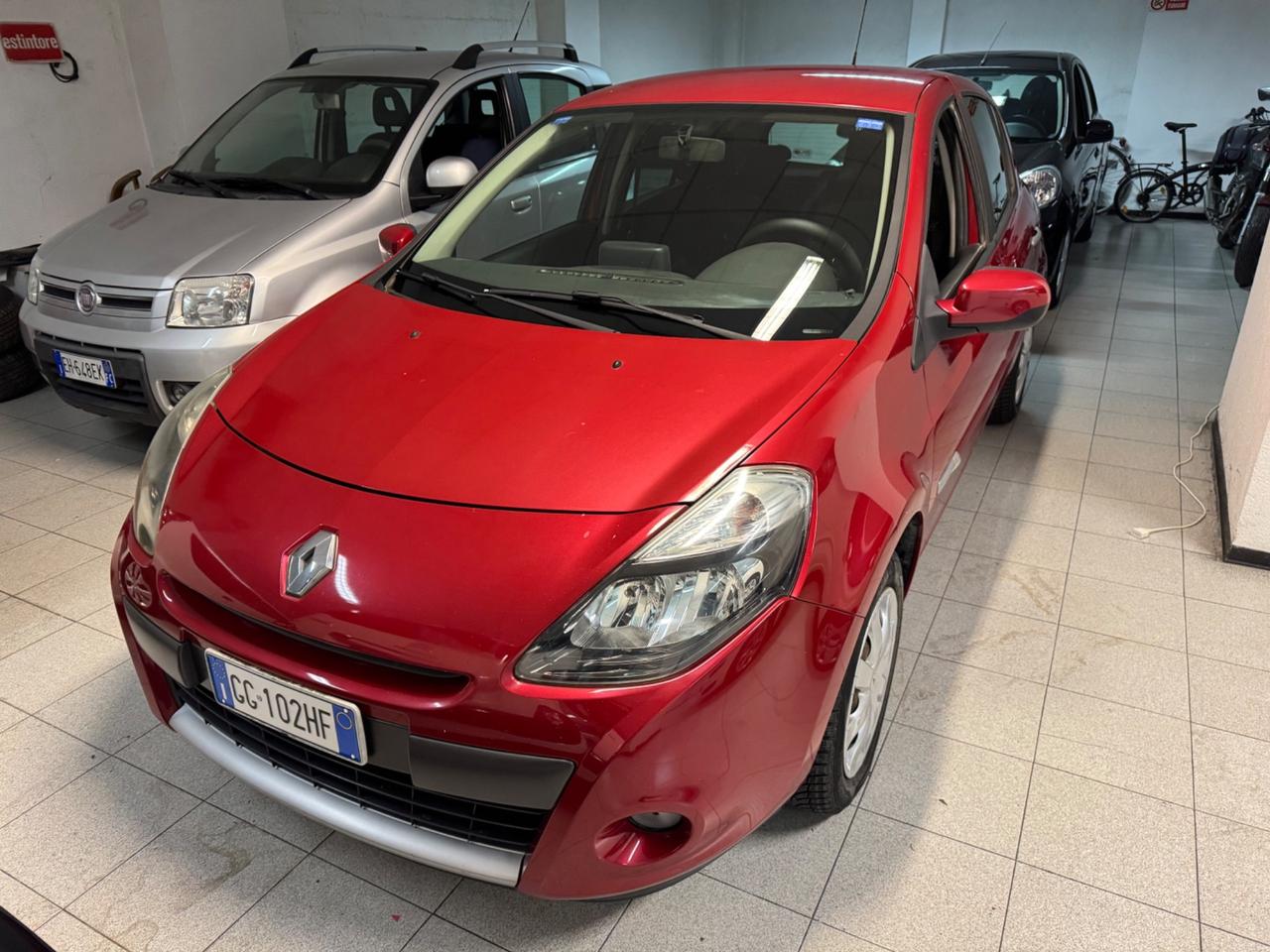 Renault Clio 1.2 16V 5 porte Confort