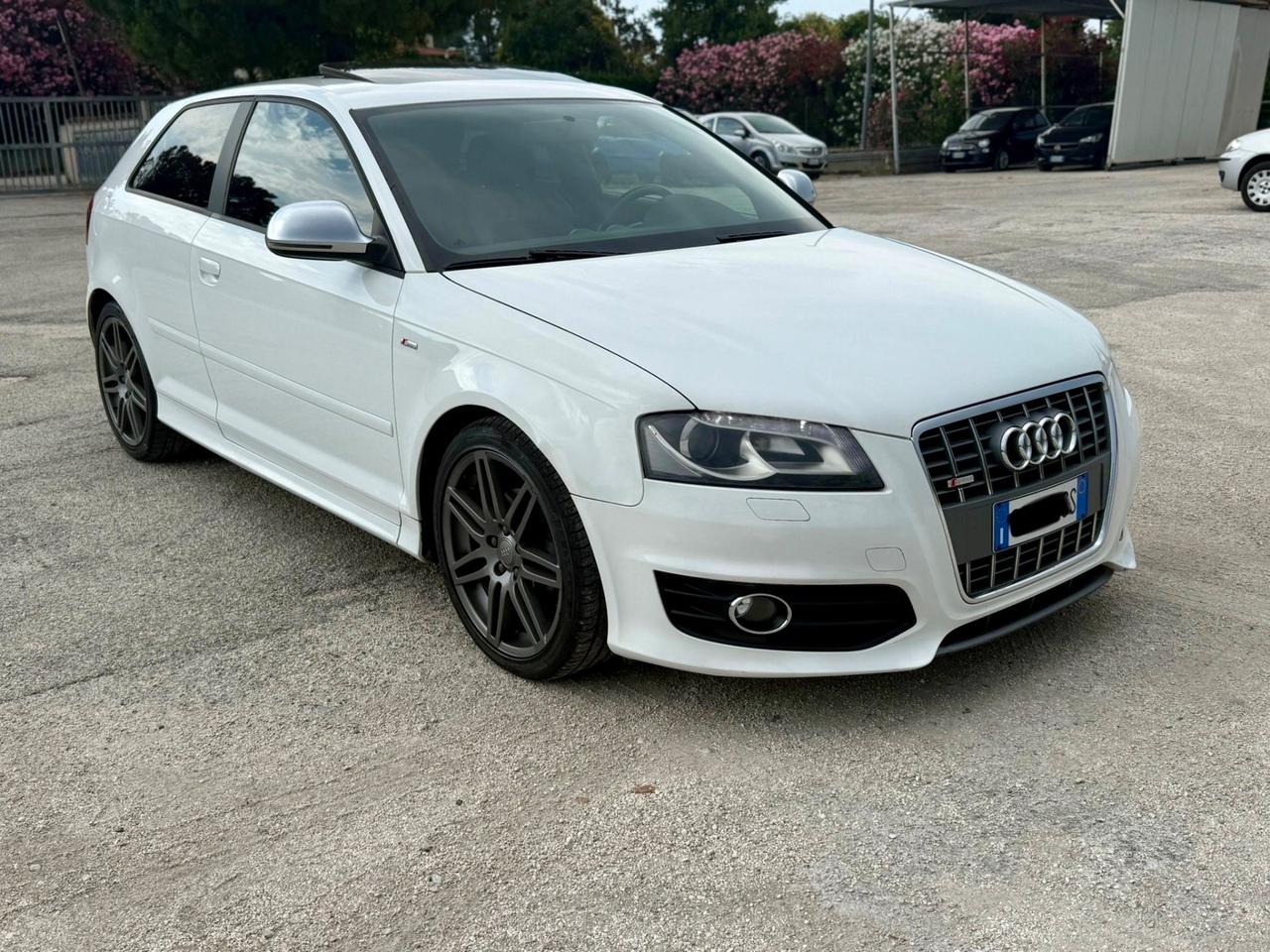 Audi A3 S-Line 2.0 DSG Tetto Led Bi-Xeno