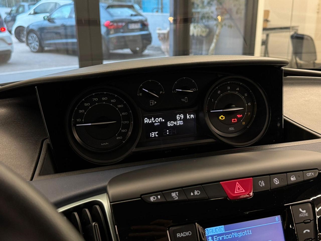 Lancia Ypsilon 1.0 FireFly 5 porte S&S Hybrid Platino