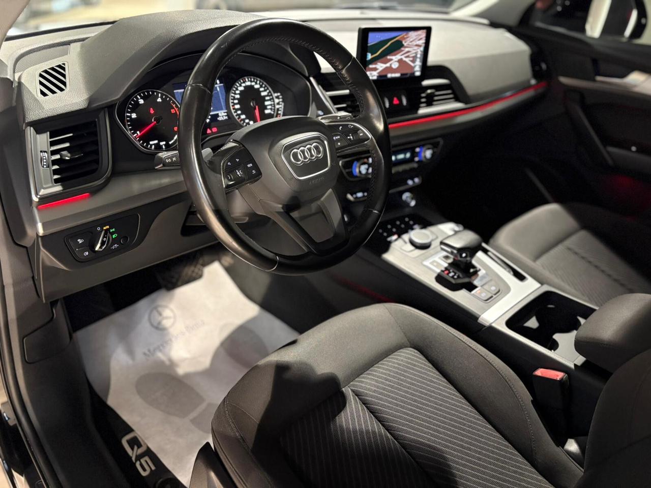 Audi Q5 2.0 TDI 190 CV quattro S tronic Business Sport