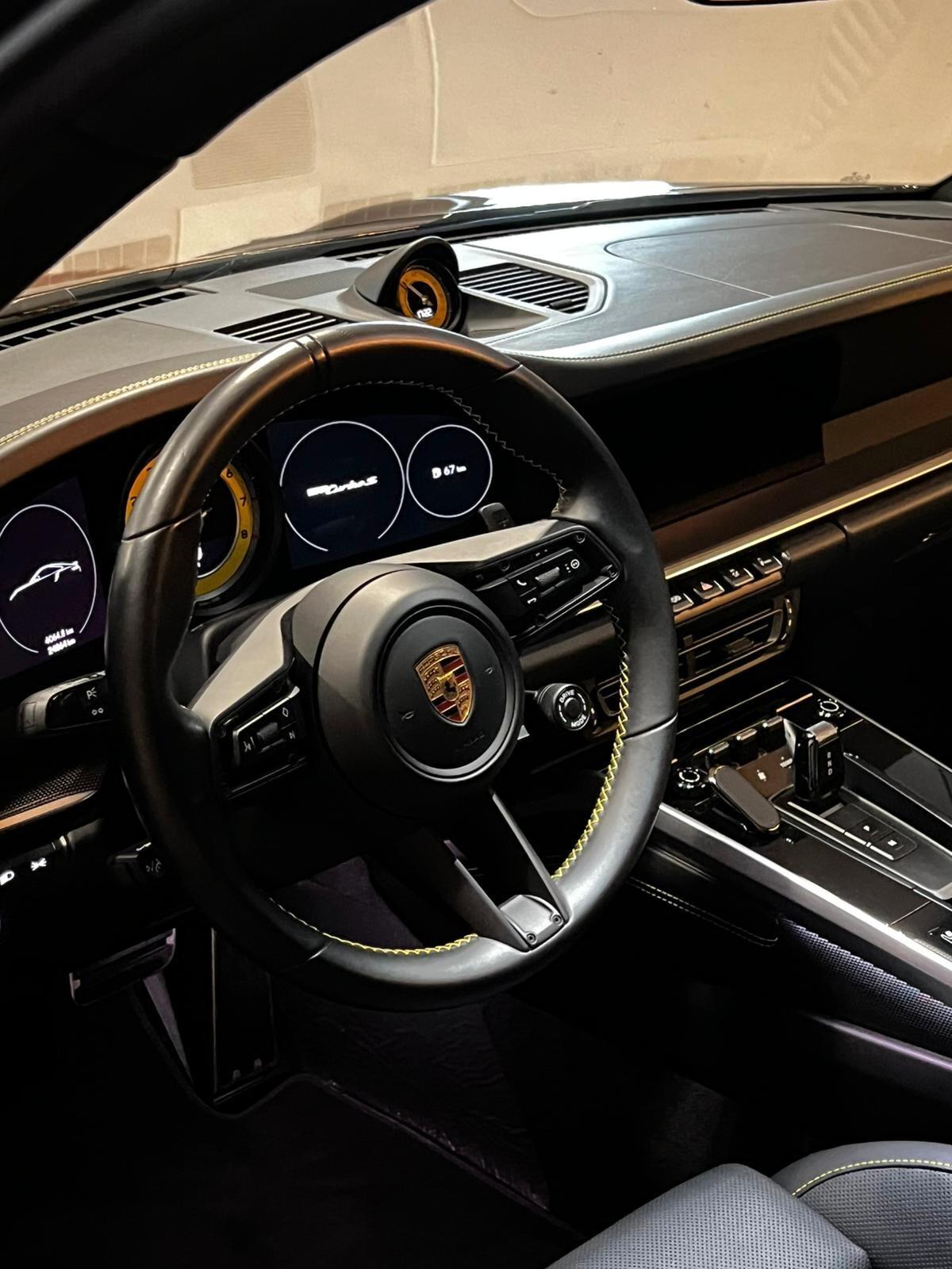 Porsche 911 Turbo S Coupé UNICO IN ITALIA!