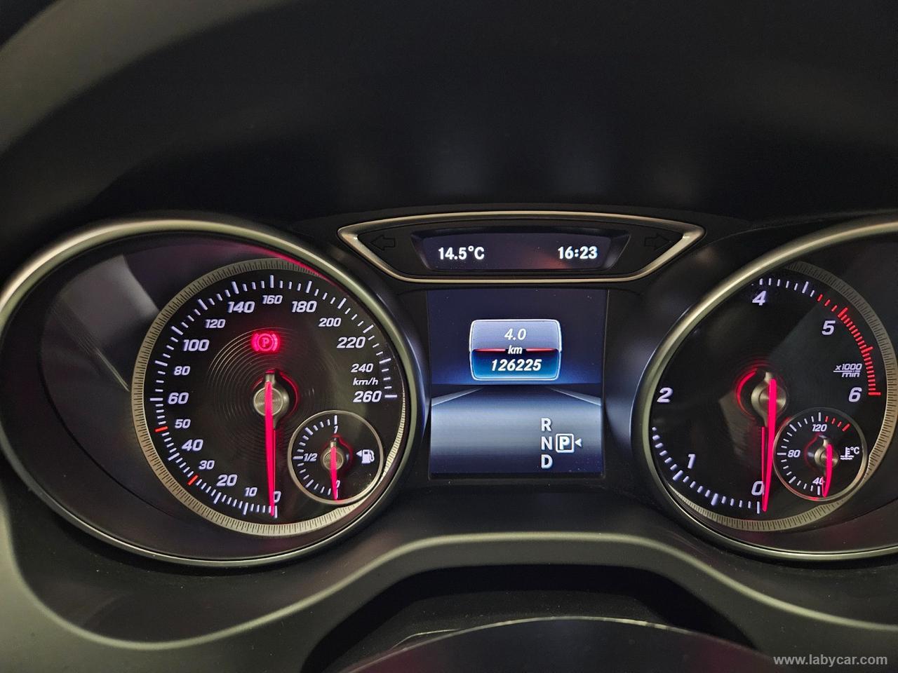 MERCEDES-BENZ CLA 200 d S.W. Automatic Premium