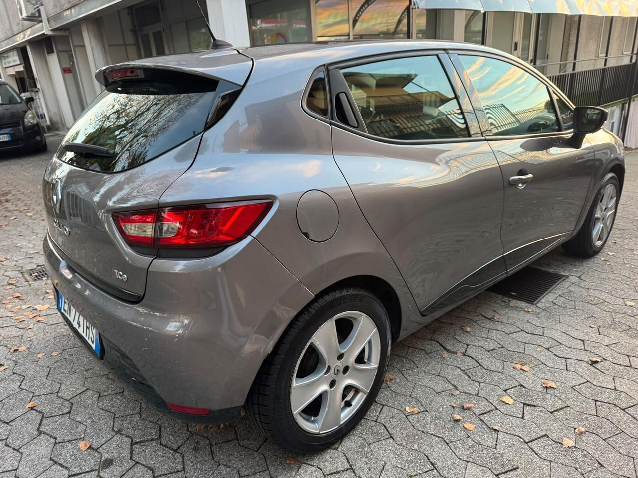 Renault Clio 0.9 TCe 12V 90CV Start&Stop 5 porte Energy*EURO5*NEOPATENTATI