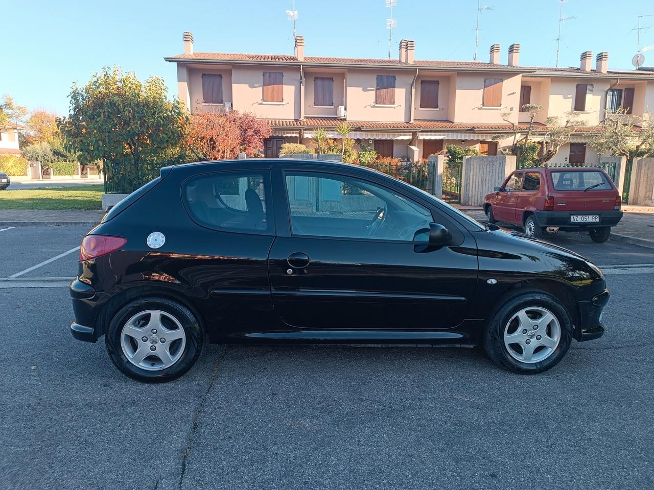 Peugeot 206 1.4 benzina garanzia