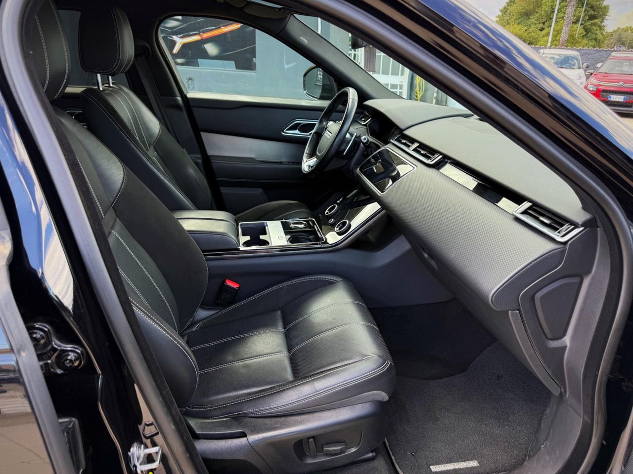 Land Rover Range Velar 2.0D I4 240 CV R-Dynamic