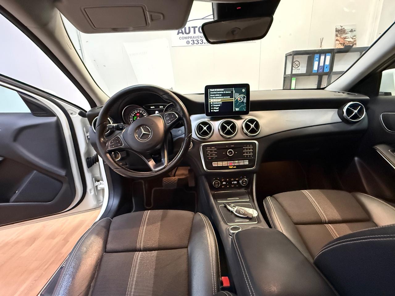 Mercedes-benz GLA 200 d Automatic Premium