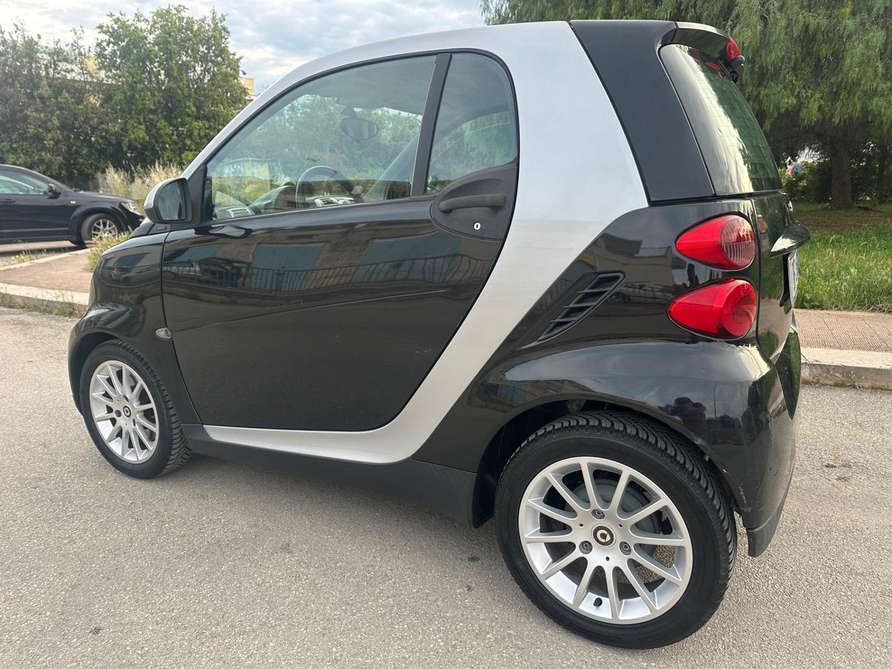 Smart FORTWO 1.0 52 kW - SOLO 115 MILA KM