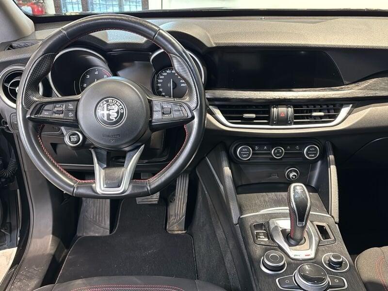 Alfa Romeo Stelvio Stelvio 2.2 Turbodiesel 160 CV AT8 RWD Rosso Edizione
