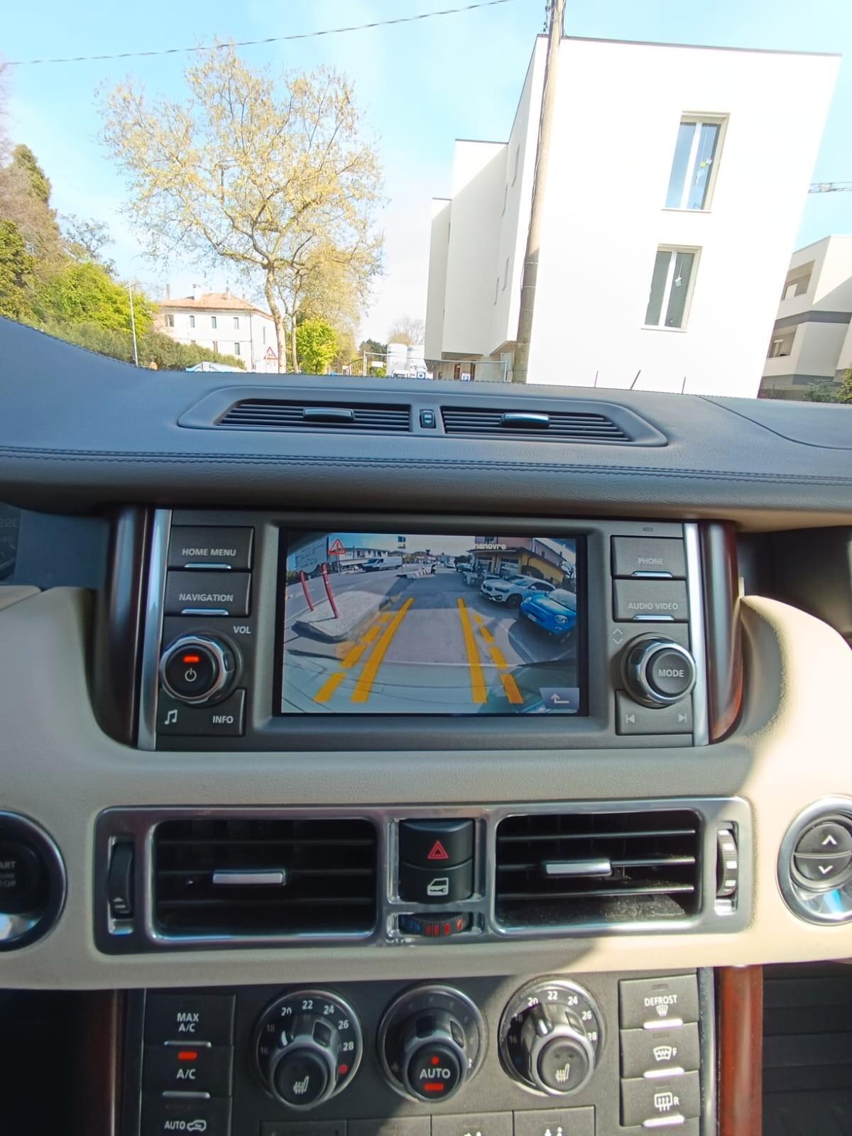 Land Rover Range Rover 4.4 TDV8 Vogue