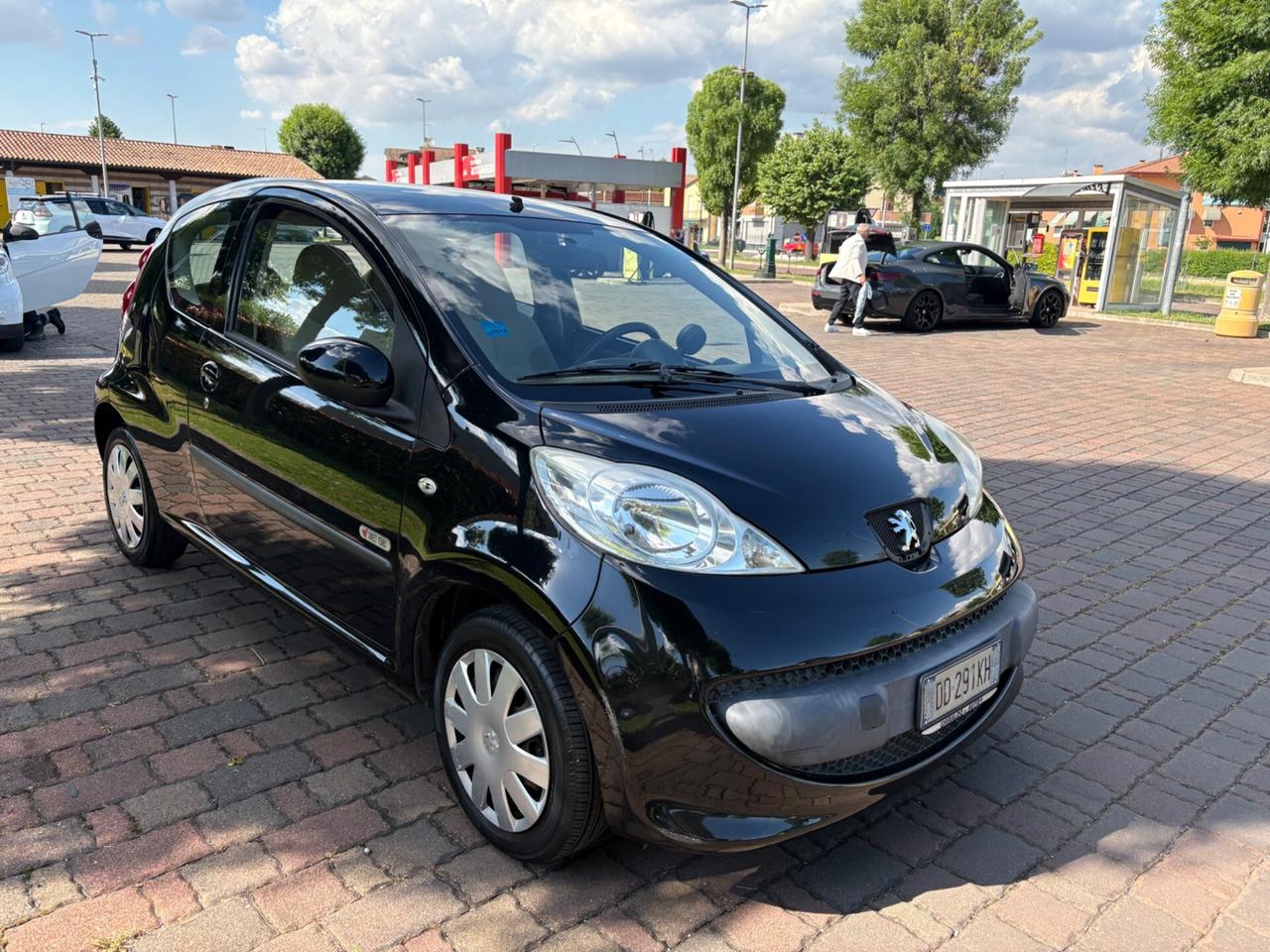 Peugeot 107 1.0 68CV 3p. Sweet Years