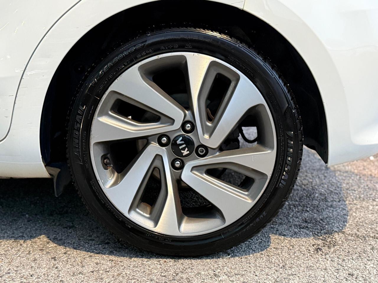 Kia Rio 1.1 CRDi 75 CV S&S High Tech