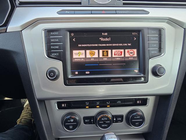 VOLKSWAGEN Passat Variant 2.0 TDI DSG Business BlueMotion Tech