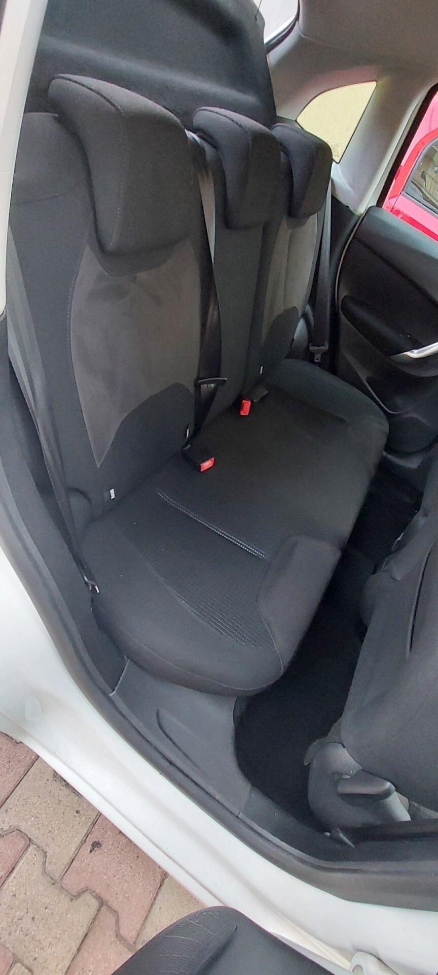 C3 EXCLUSIVE TETTO ZEN IN VETRO 1,4 DIESEL 70 CV NAVIGATORE TELEFONO SENSORI FULL IMPECCABILE