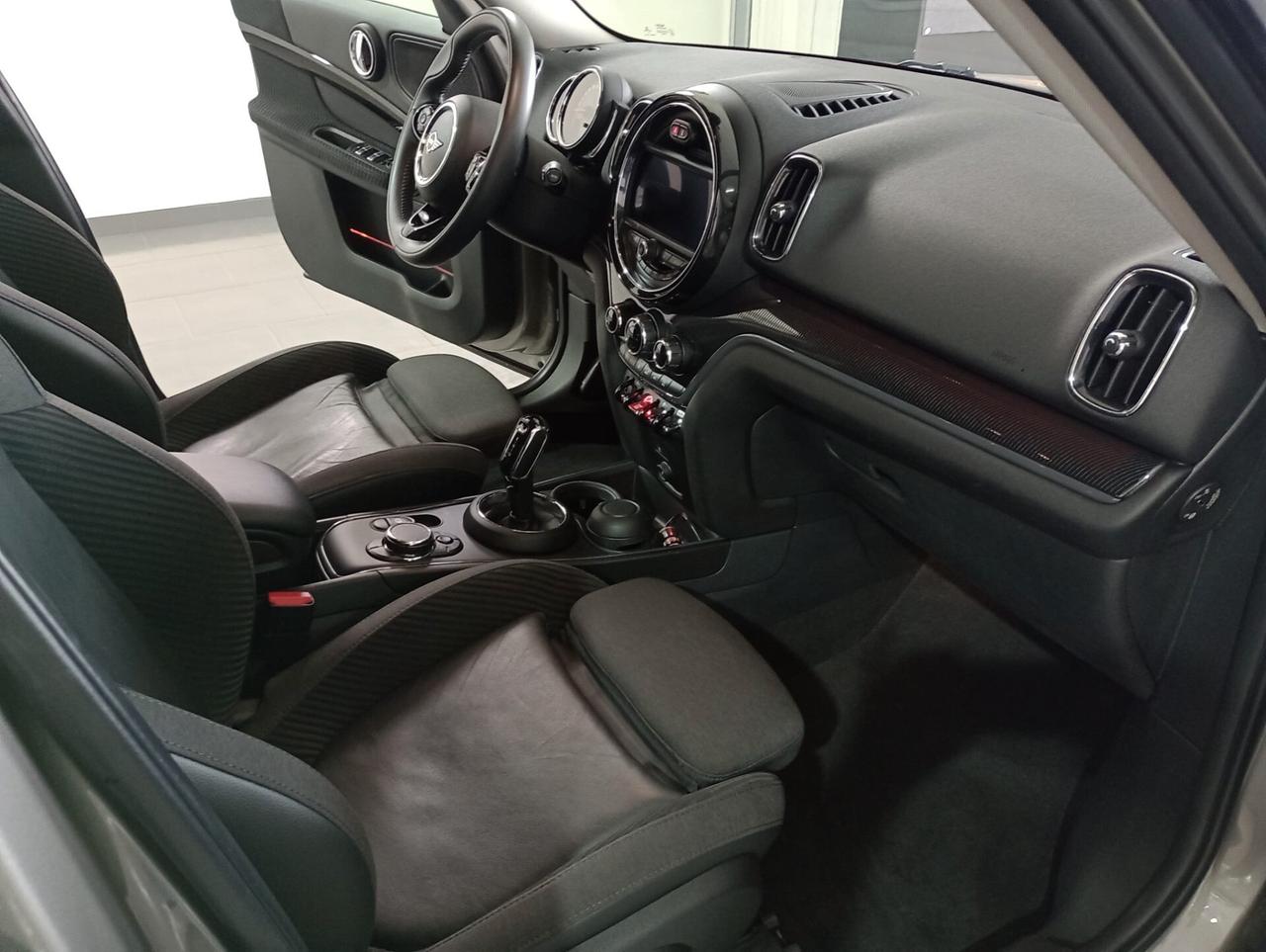 Mini Cooper D Countryman 2.0 Business Automatica